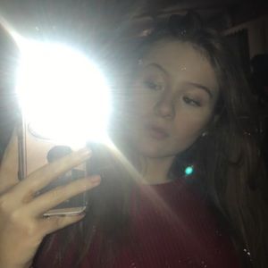 Meet your Posher, Riley